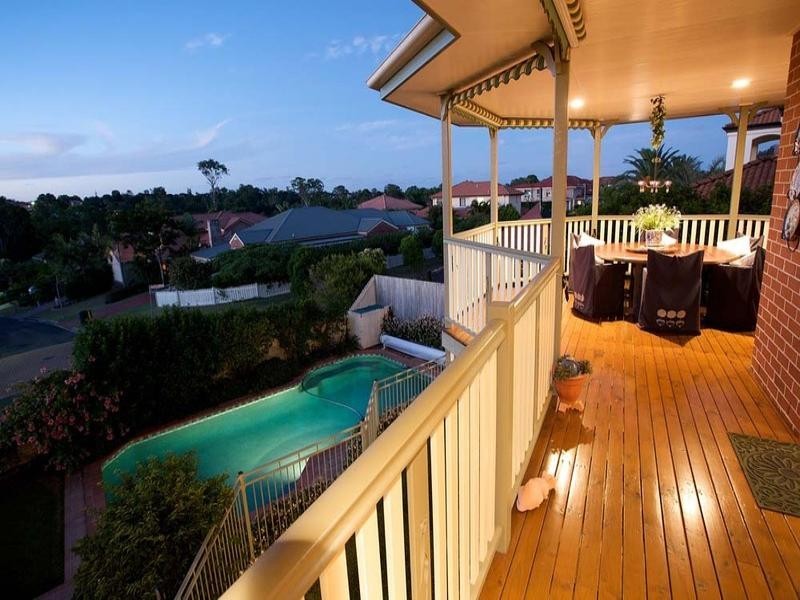 83 Delaney Circuit, Carindale QLD 4152