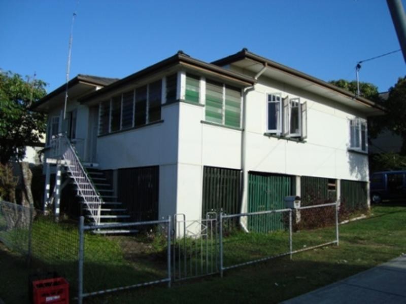 106 Newdegate Street, Greenslopes QLD 4120