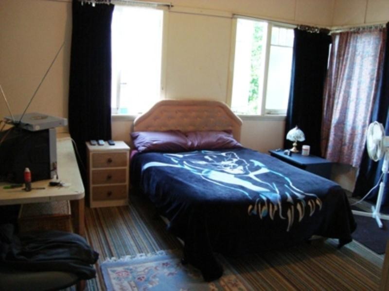 106 Newdegate Street, Greenslopes QLD 4120