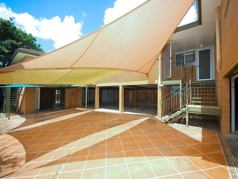 49 Derby Street, Coorparoo QLD 4151