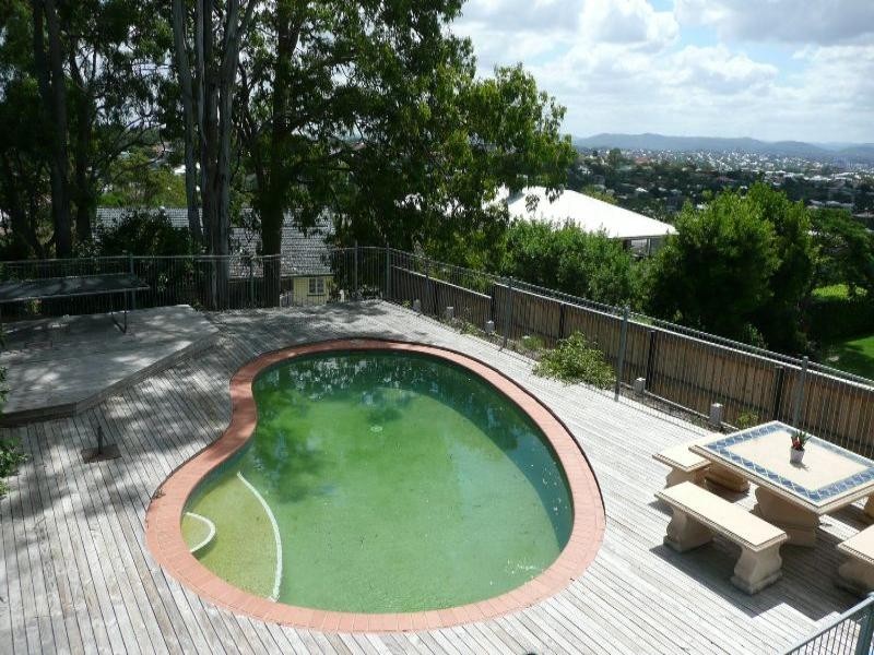 27 Spica Street, Coorparoo QLD 4151
