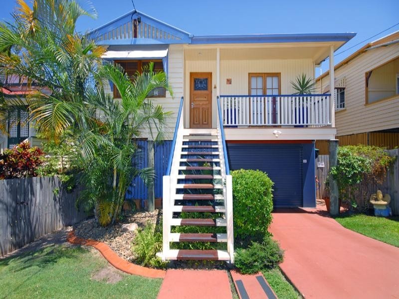 3A Galway Street, Greenslopes QLD 4120