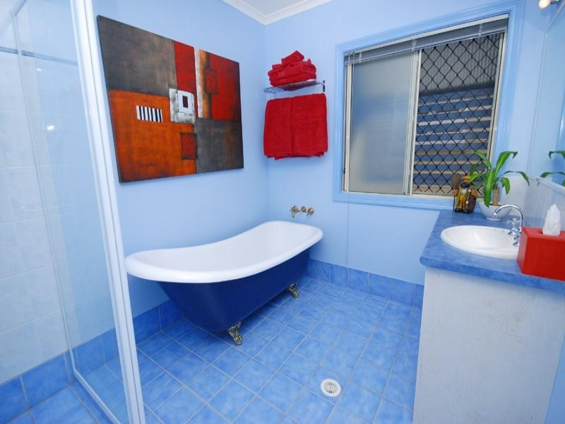 3A Galway Street, Greenslopes QLD 4120