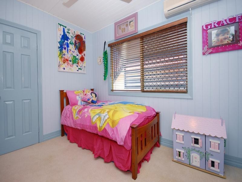 3A Galway Street, Greenslopes QLD 4120