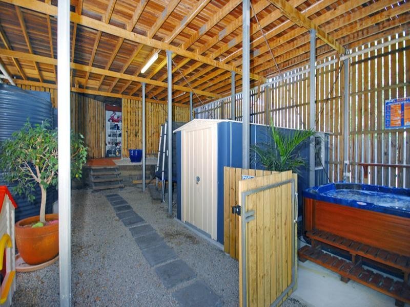3A Galway Street, Greenslopes QLD 4120