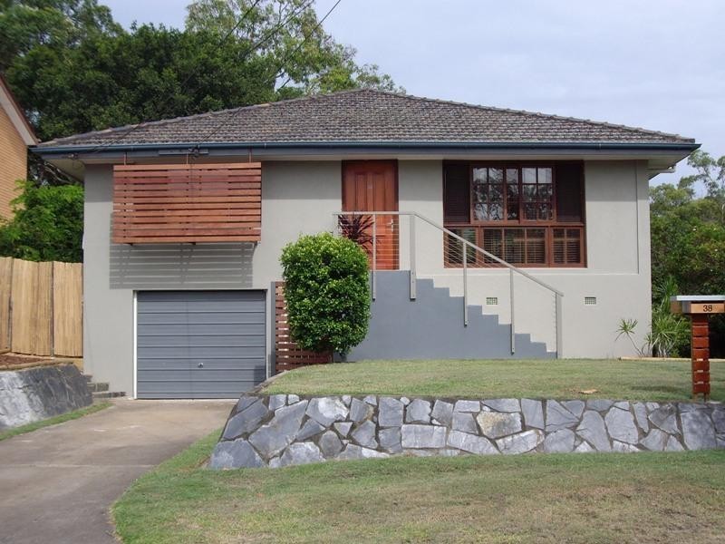 38 Banbury Street, Carina QLD 4152