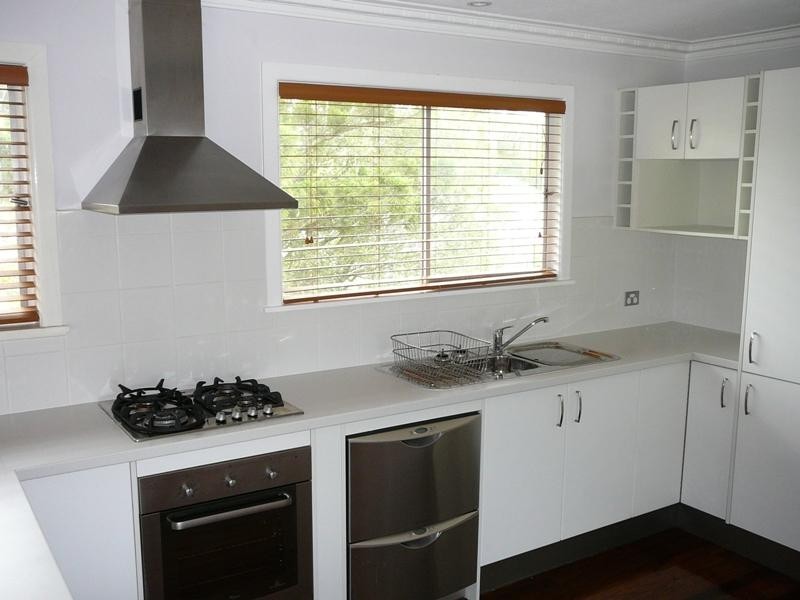 21 Brooks Street, Camp Hill QLD 4152