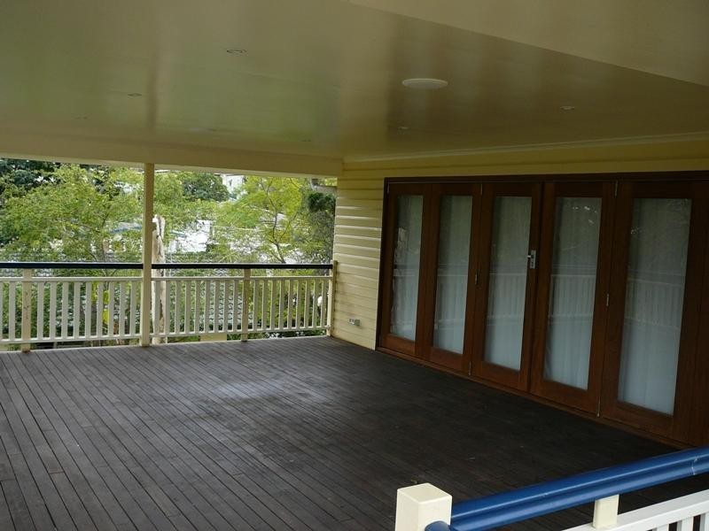 21 Brooks Street, Camp Hill QLD 4152