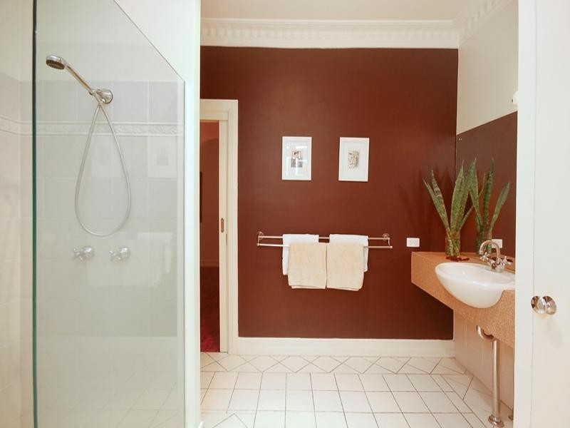 24 Solar Street, Coorparoo QLD 4151