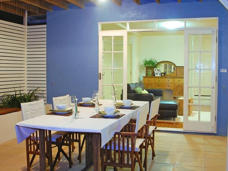 24 Solar Street, Coorparoo QLD 4151