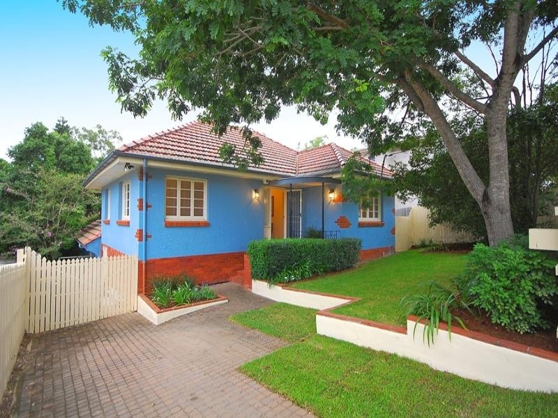 24 Solar Street, Coorparoo QLD 4151