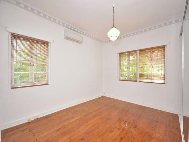 719 Cavendish Road, Holland Park QLD 4121