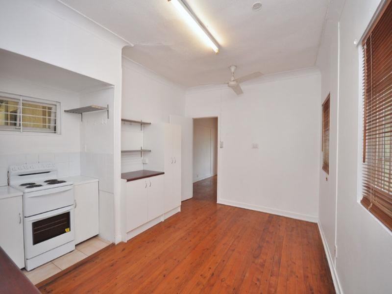 719 Cavendish Road, Holland Park QLD 4121