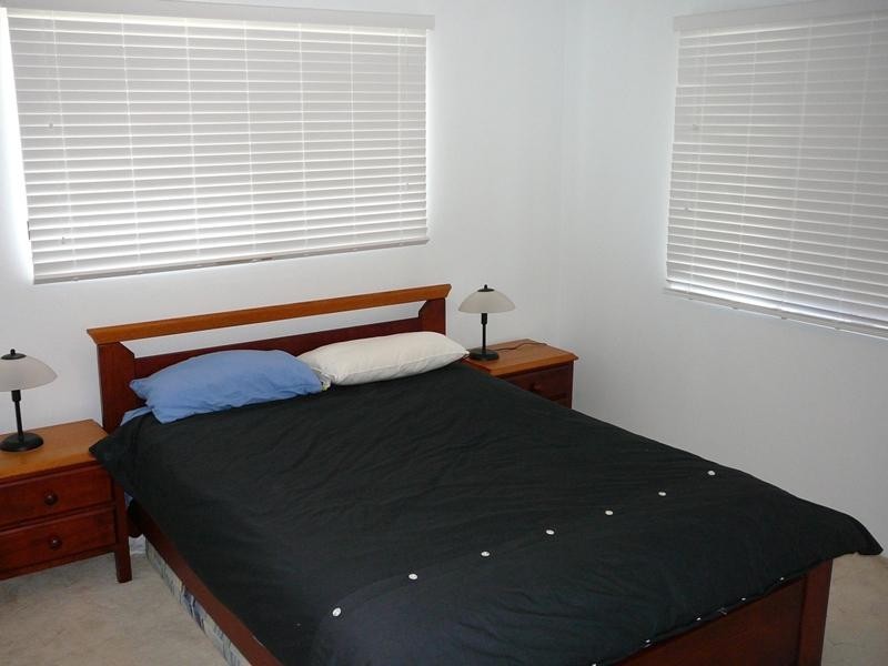 1/334 Cornwall Street, Greenslopes QLD 4120