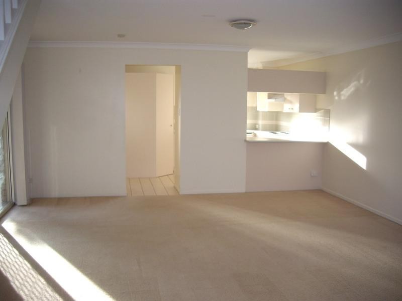 Townhouse 173 Fursden Road, Carina QLD 4152