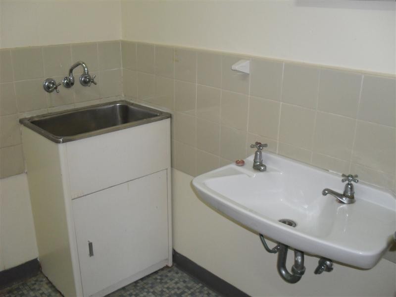 8/387 Cavendish Road, Coorparoo QLD 4151