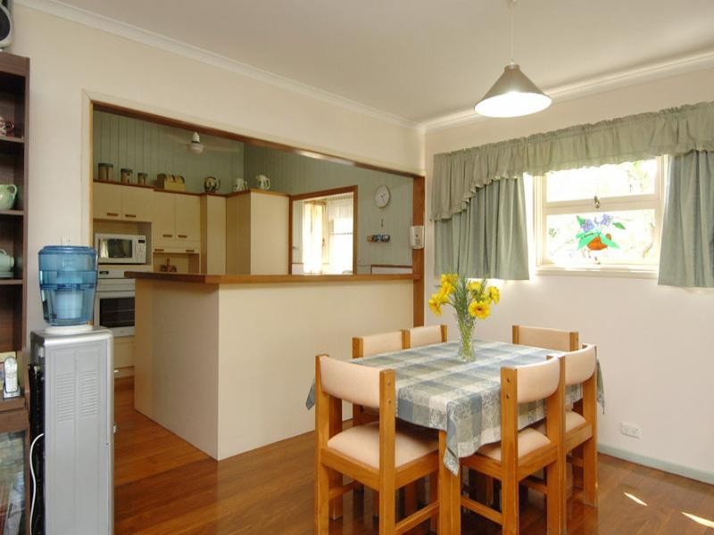 54 Wylma Street, Holland Park QLD 4121