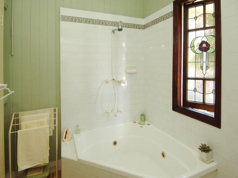 54 Wylma Street, Holland Park QLD 4121