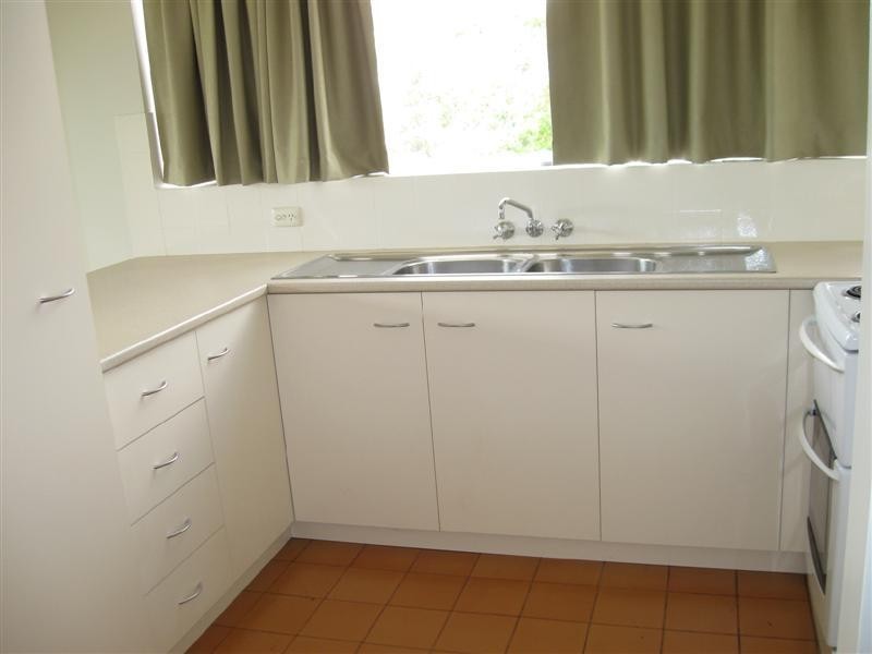 3/52 Henzell Terrace, Greenslopes QLD 4120