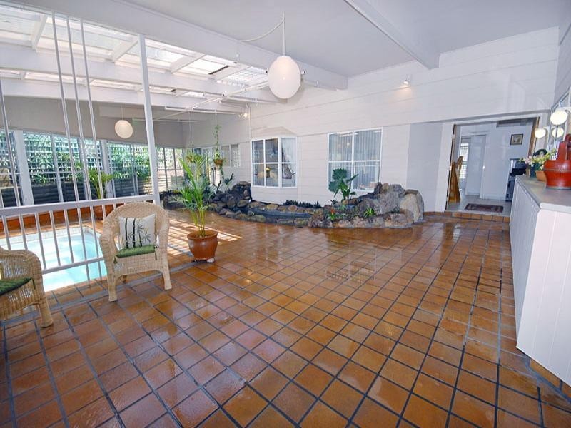 19 Dellwood Street, Nathan QLD 4111