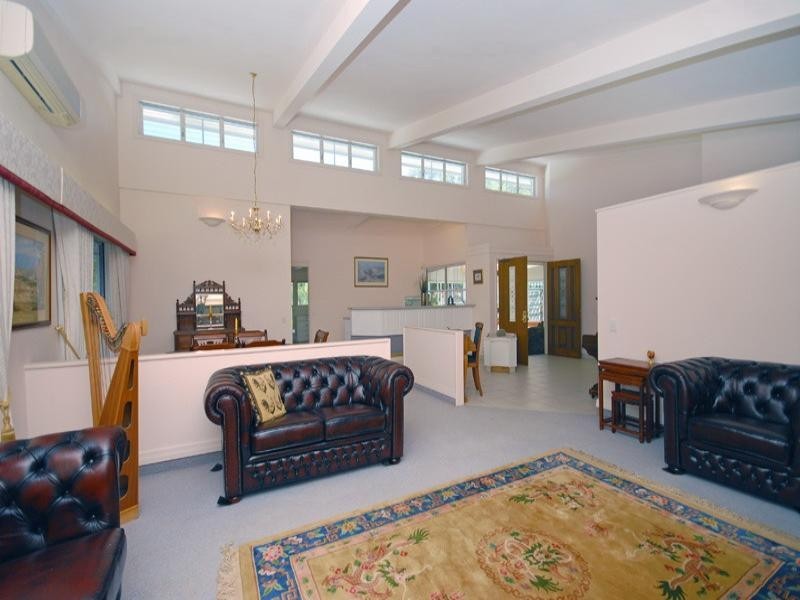 19 Dellwood Street, Nathan QLD 4111