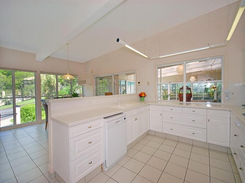 19 Dellwood Street, Nathan QLD 4111