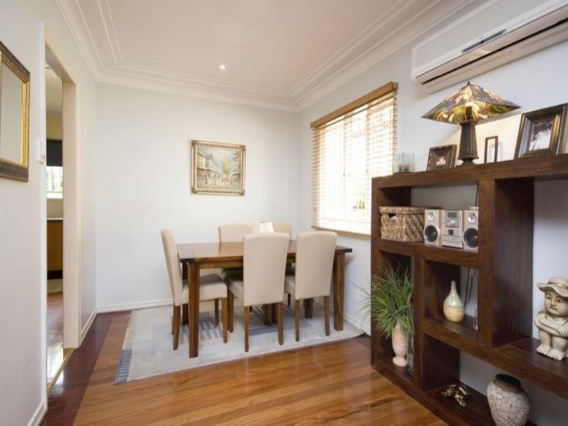 41 Victor Street, Holland Park QLD 4121