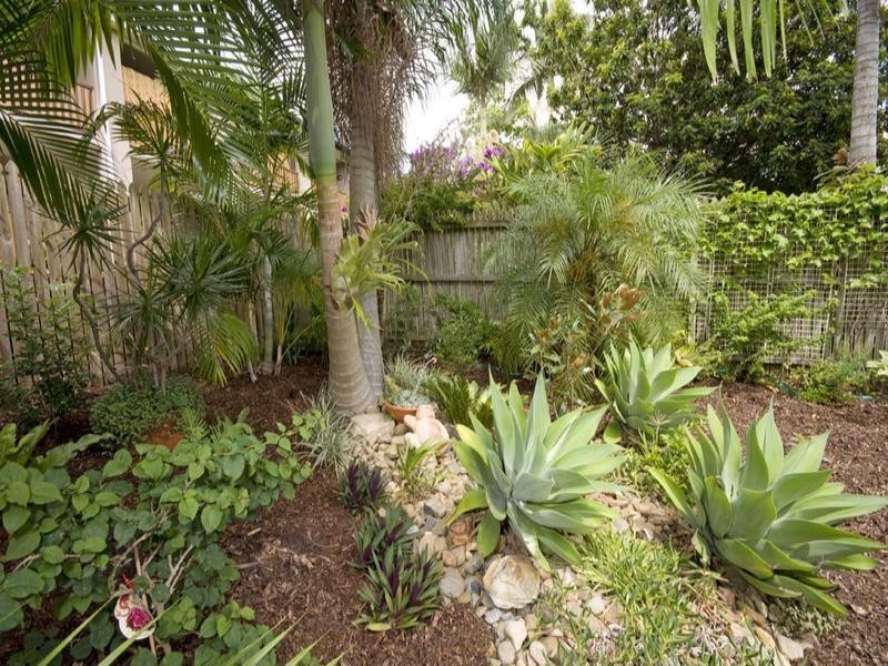 41 Victor Street, Holland Park QLD 4121