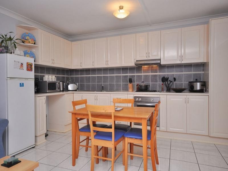 4/8 Ames Street, Coorparoo QLD 4151