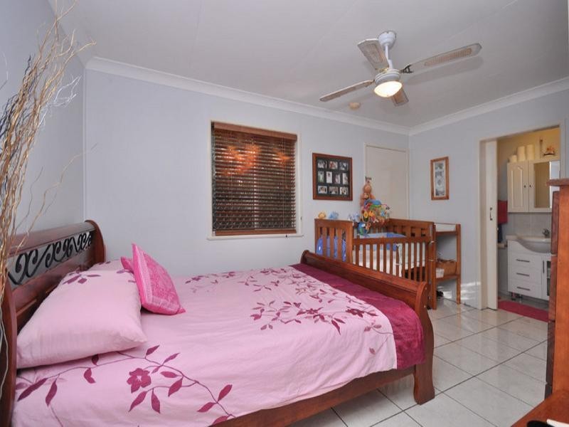 4/8 Ames Street, Coorparoo QLD 4151