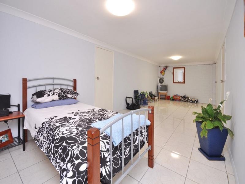 4/8 Ames Street, Coorparoo QLD 4151