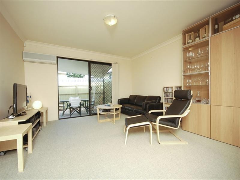 16/21 Boongall Road, Camp Hill QLD 4152