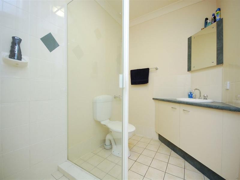 16/21 Boongall Road, Camp Hill QLD 4152