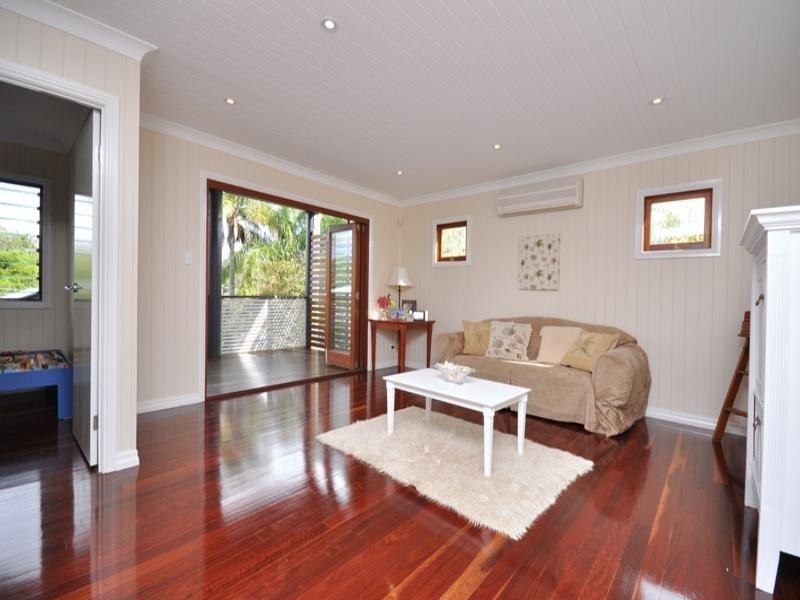 77A Mackay Street, Coorparoo QLD 4151