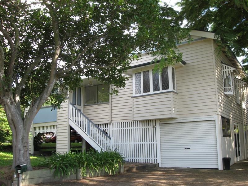 38 Woodhill Avenue, Coorparoo QLD 4151