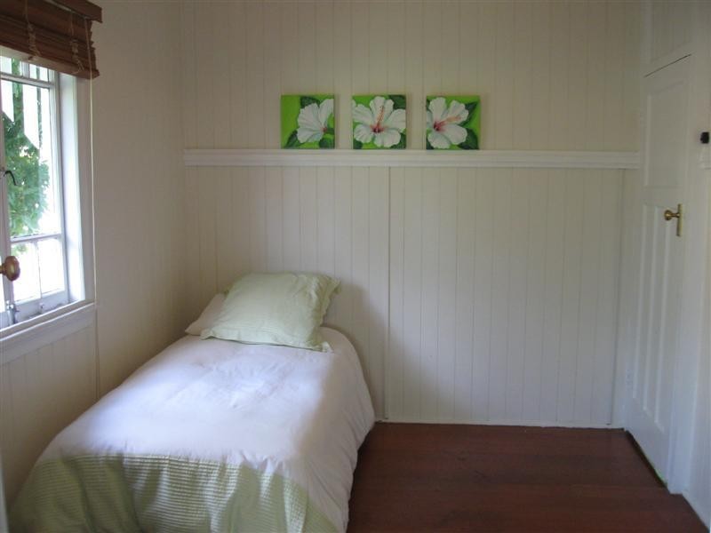 38 Woodhill Avenue, Coorparoo QLD 4151