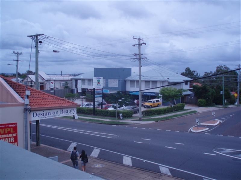 1/387 Cavendish Road, Coorparoo QLD 4151