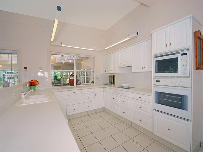 19 Dellwood Street, Nathan QLD 4111