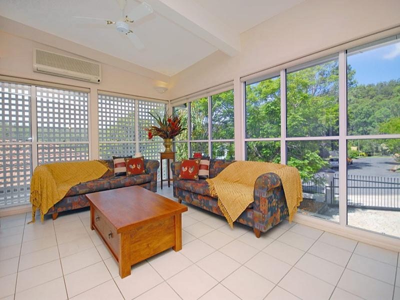 19 Dellwood Street, Nathan QLD 4111