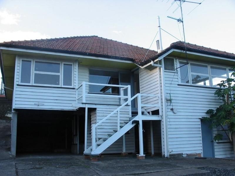 11 Cosker Street, Annerley QLD 4103