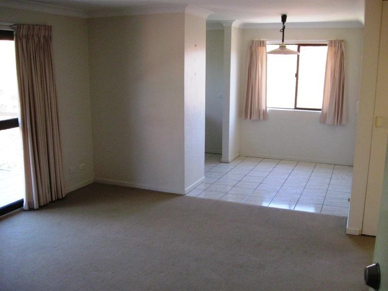 12/63-65 Baron Street, Greenslopes QLD 4120