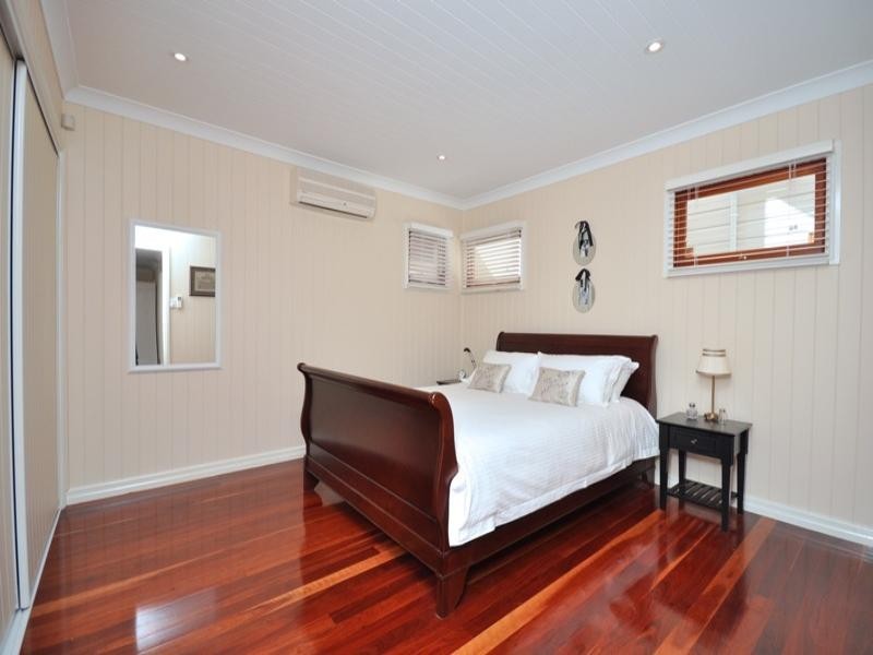 77A Mackay Street, Coorparoo QLD 4151