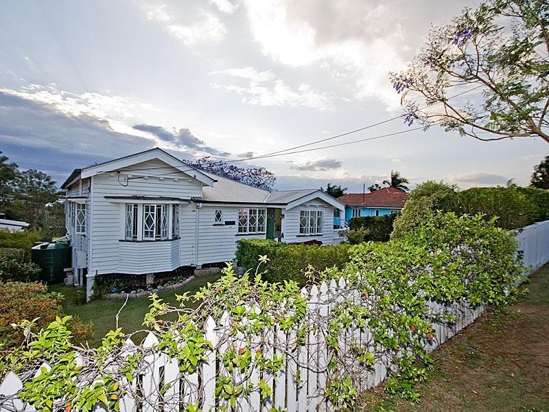 29 Sirius Street, Coorparoo QLD 4151