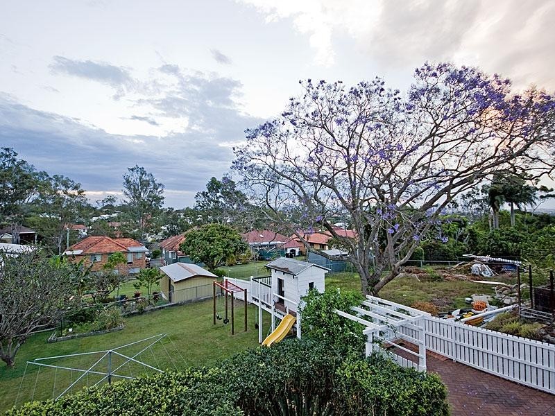 29 Sirius Street, Coorparoo QLD 4151