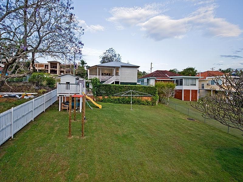 29 Sirius Street, Coorparoo QLD 4151