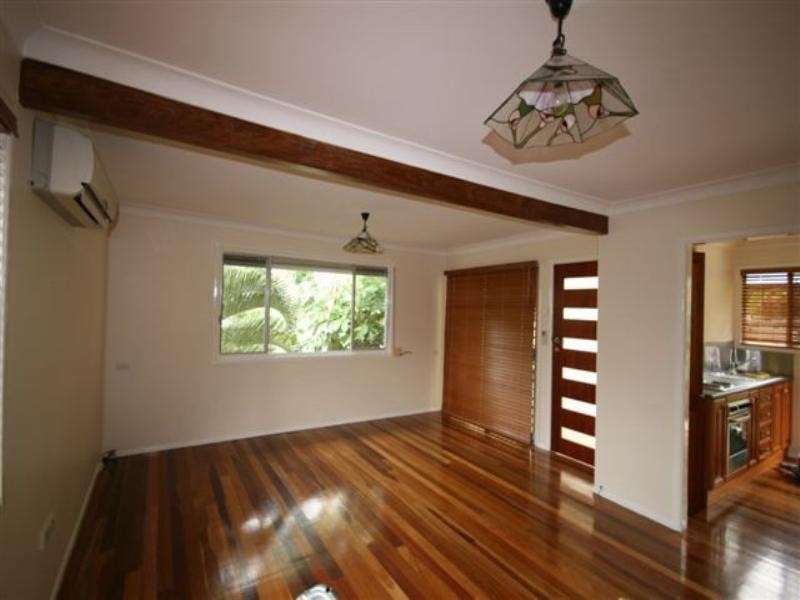 6 Hull Street, Carina QLD 4152