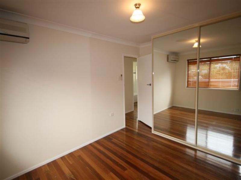 6 Hull Street, Carina QLD 4152