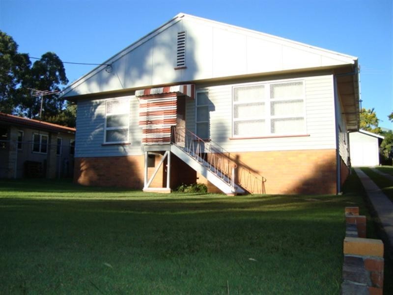 11 Latina Avenue, Seven Hills QLD 4170