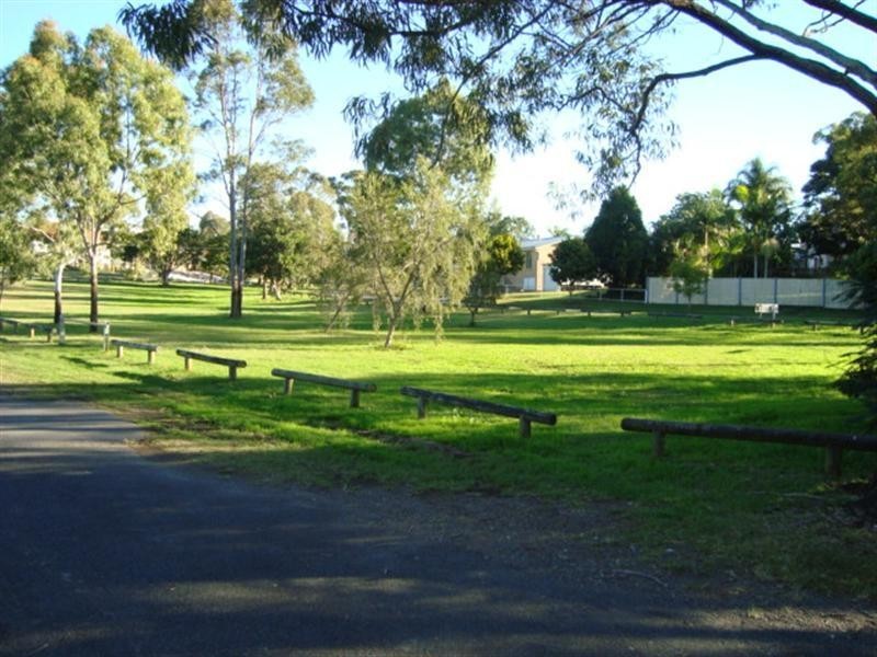 11 Latina Avenue, Seven Hills QLD 4170