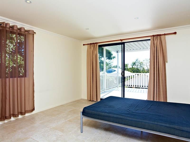 378 Cavendish Road, Coorparoo QLD 4151